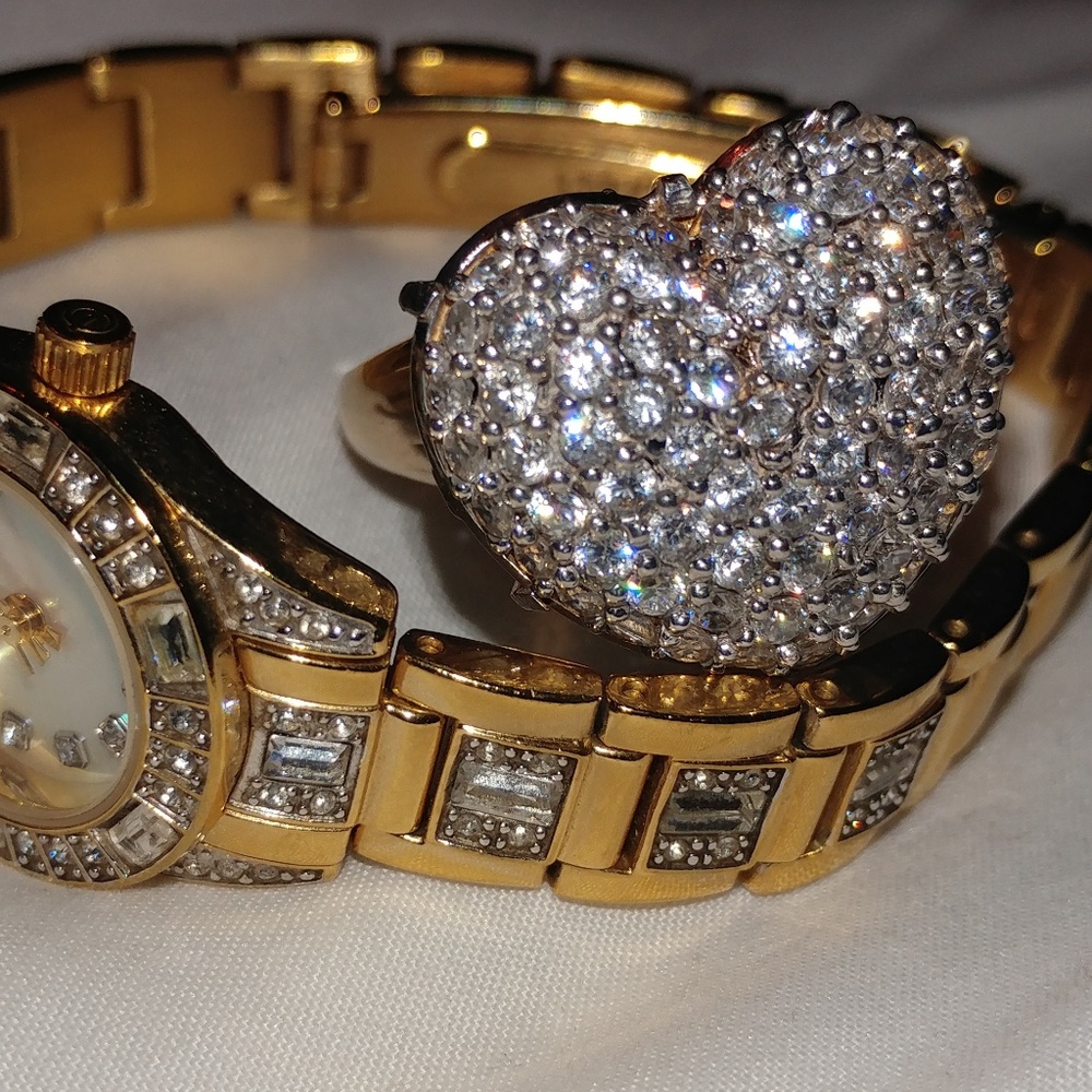 10k Gold Diamond Puff Ring